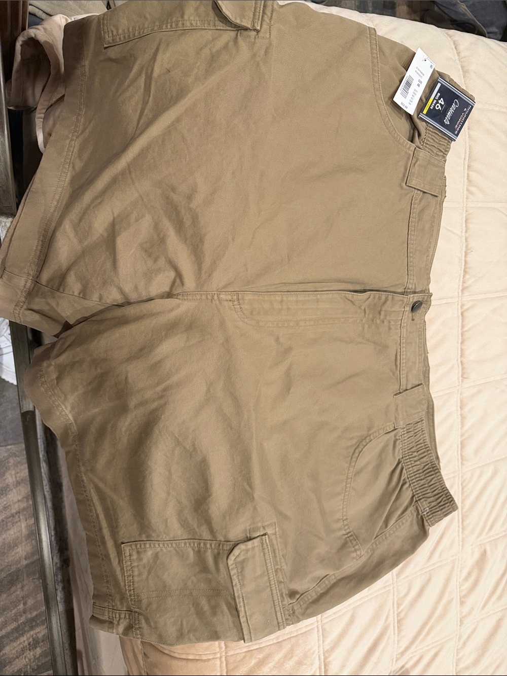 Roundtree & Yorke Men's Khaki Cargo Shorts